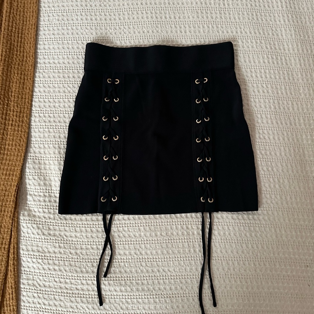 🌘SOLD🌒 Zara Skirt